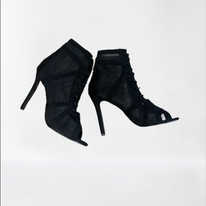 Mesh Tie Heels
